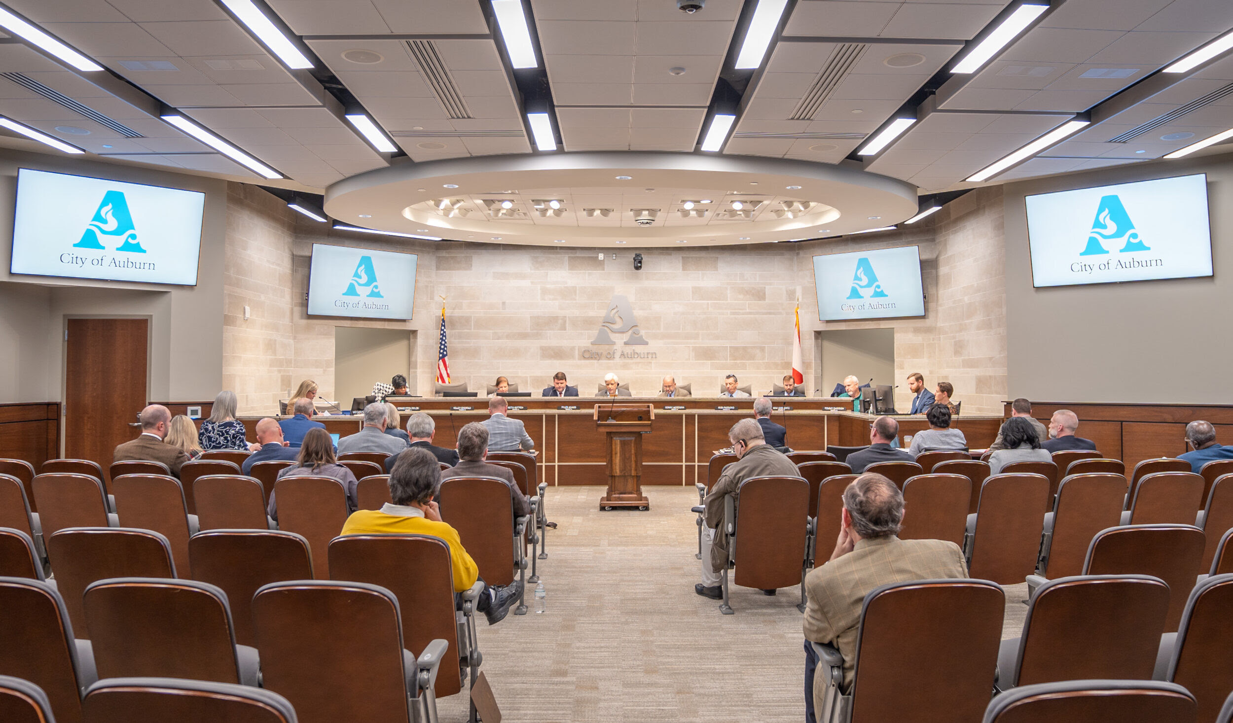 Auburn Council approves monthly items at meeting